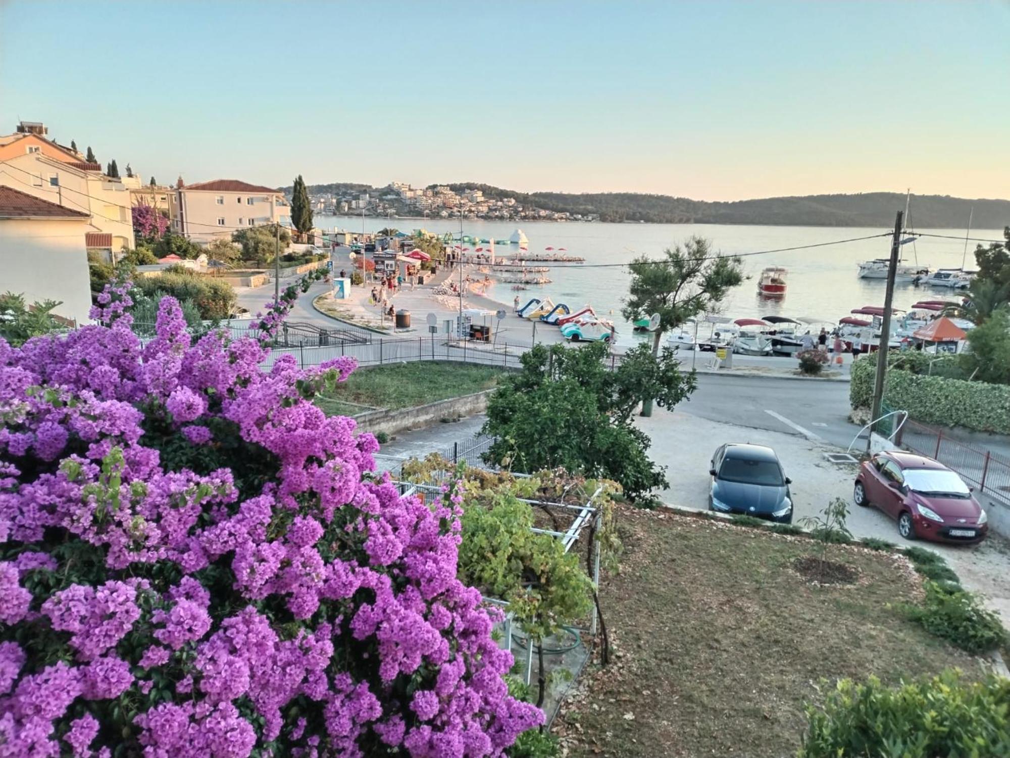 Apartman Simac Okrug Gornji Trogir Exterior foto